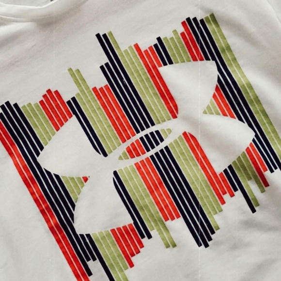 Under Armour T-shirt - Picture 6 of 6